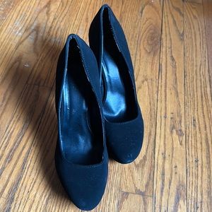 Black Pumps by Charlotte Russe